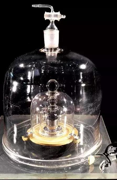 国际计量大会对1kg的重新定义,2018年国际计量大会千克怎么定义