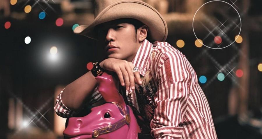 周杰伦出道与现在对比,周杰伦是如何出道的