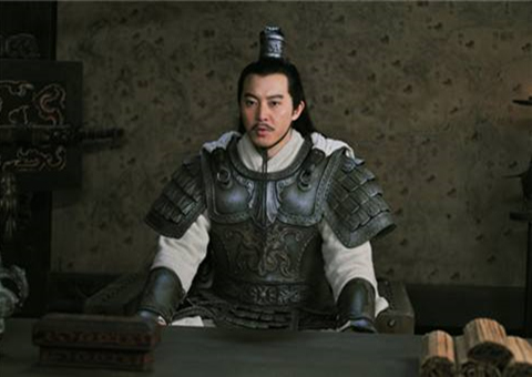 曲阿小将是不是黄忠,曲阿小将是年轻的黄忠吗