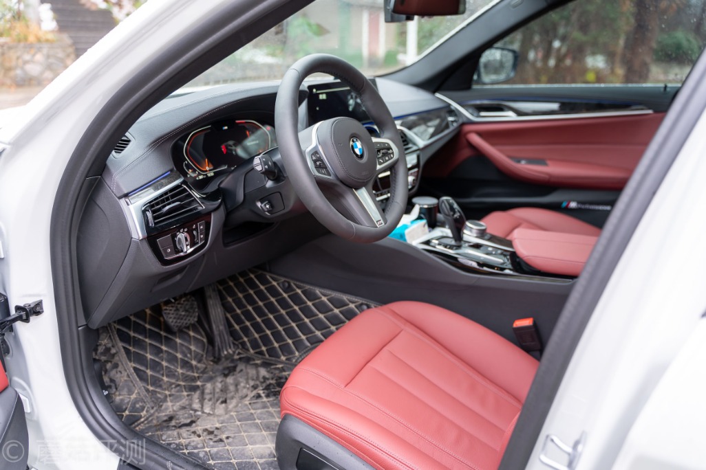 50万预算够买宝马530i吗,50万买宝马5系l4