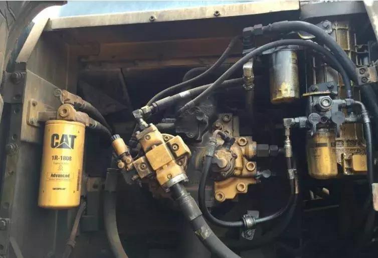 挖机保养维护标识贴纸,挖机油垢清洗