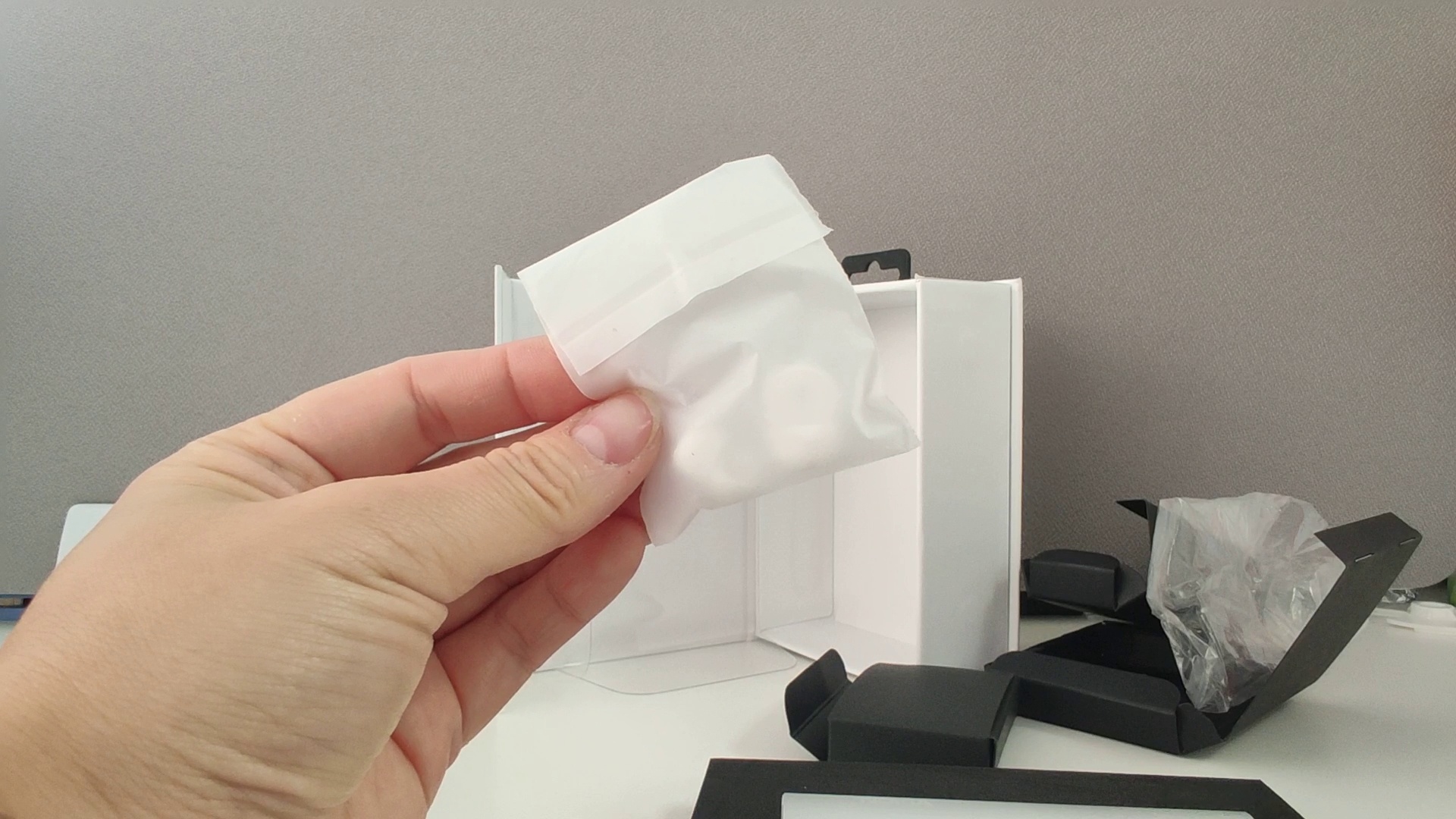 70小时续航宣告王者归来，诺基亚首款全无线耳机BH-705评测报告