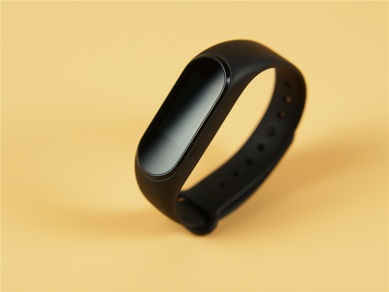 黑加手环只能APP查询监控数据?不存在的,利用天猫精灵语音也行