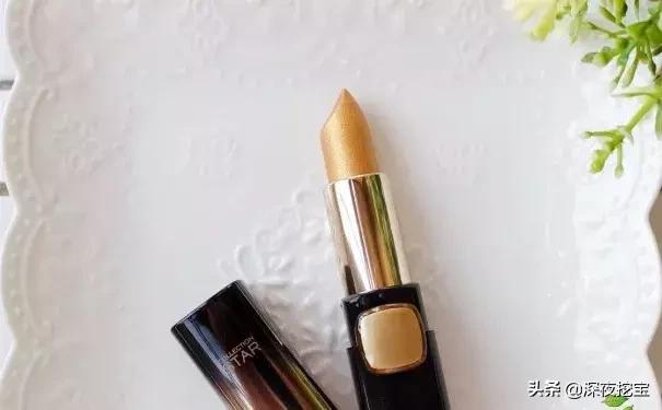 哪款口红显白又百搭好看,最适合春夏的口红显白又显嫩