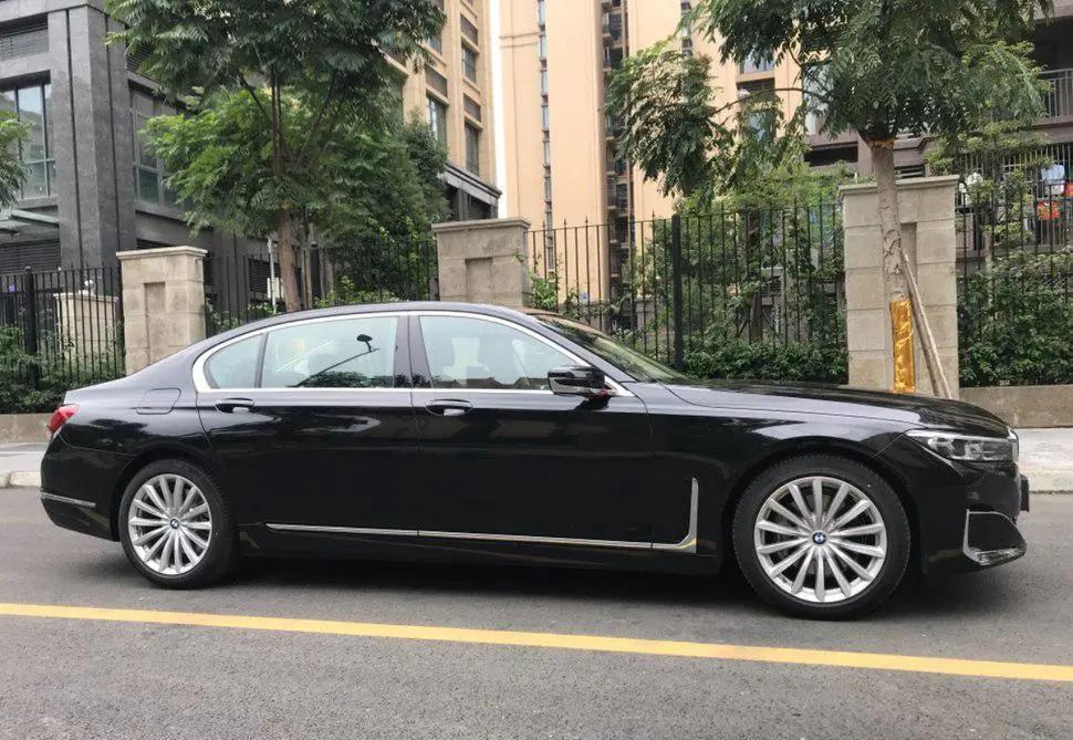 预算110万，宝马7系和奔驰S级选谁更正确，车主：想说六个字