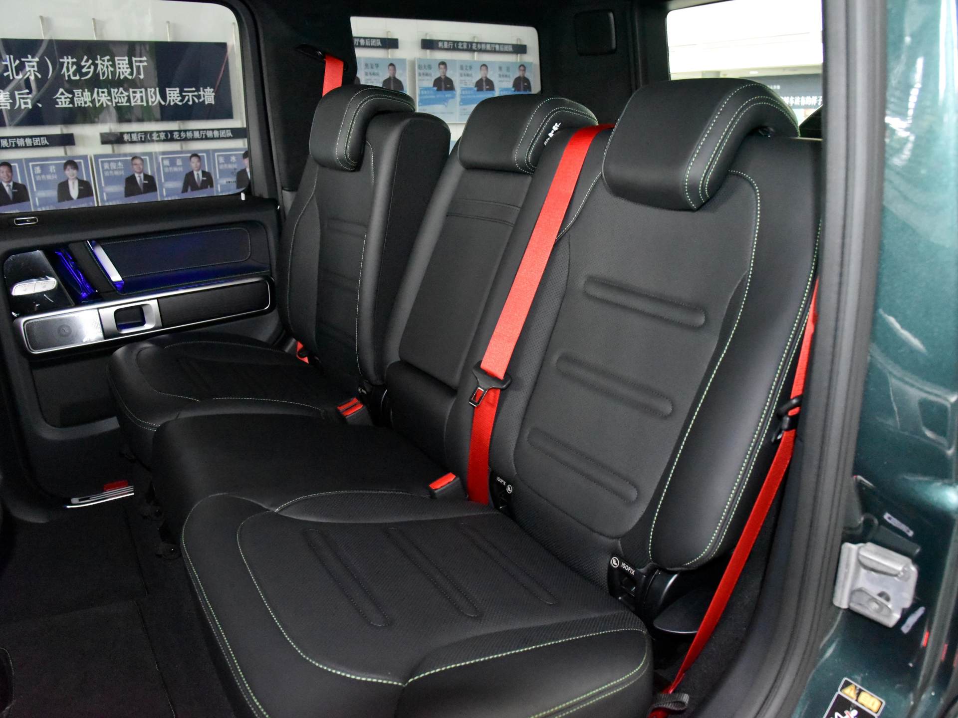 为什么会有那么多人喜欢奔驰大g,能驰骋沙场的轿车