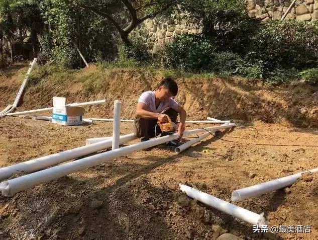 为一姑娘，10年他把30亩荒地打造成梦想家园，让人懂得真爱的意义