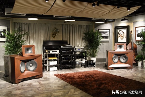 烧大V闲聊“波儿不卡”：威虹2019数码音源鉴赏会