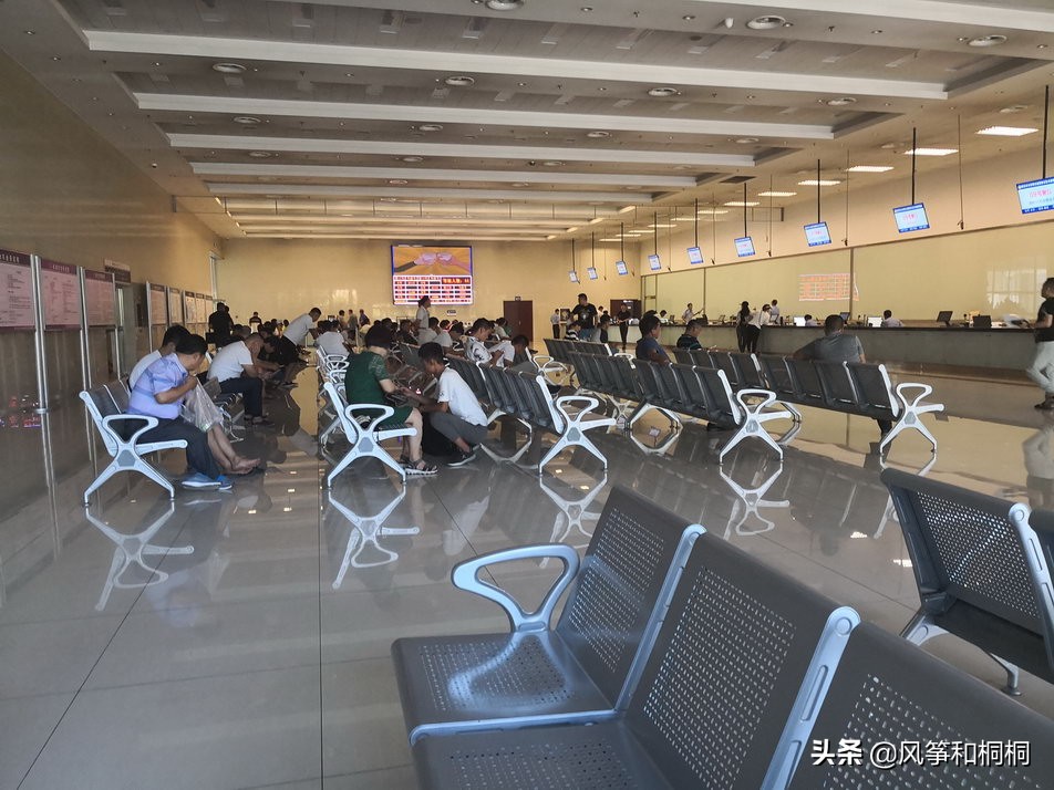 开房车自驾游的生活,老婆当专职司机