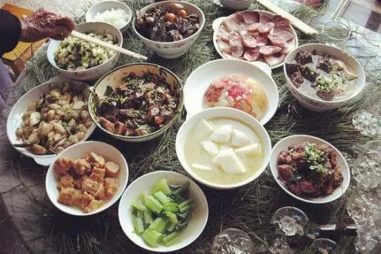 疫情过后一起去吃遍美食,疫情中的美食攻略