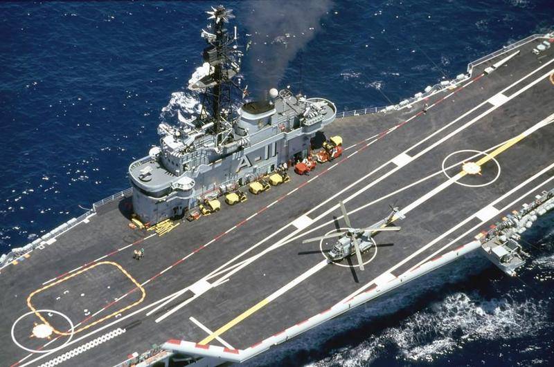 超级核动力航母拆解,航母为什么要拆解而不是放了报废