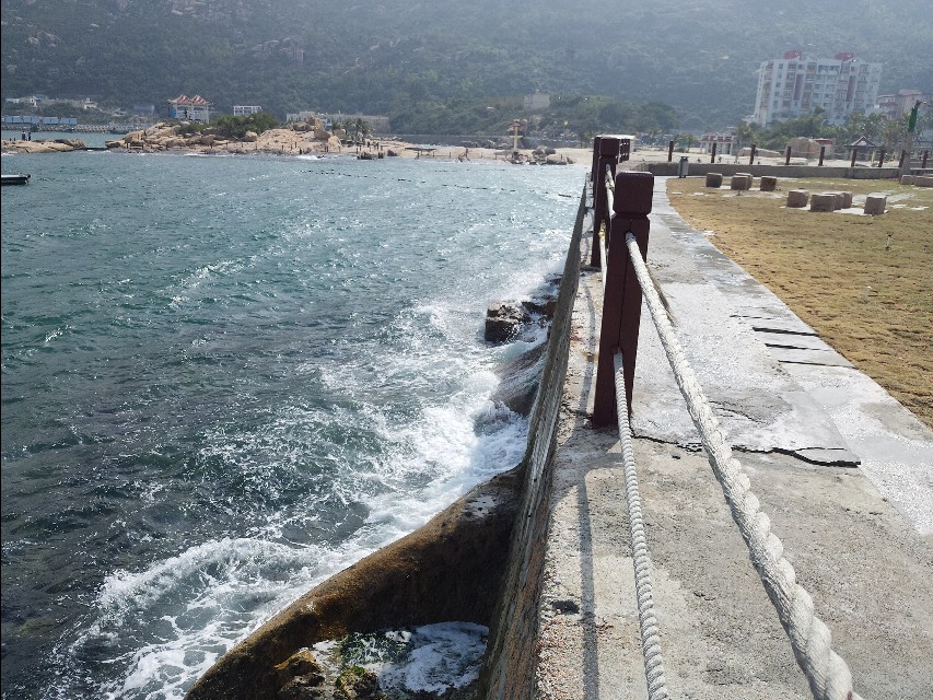 外伶仃岛旅游值得去吗,不出国也能欣赏到边境异国风情吗