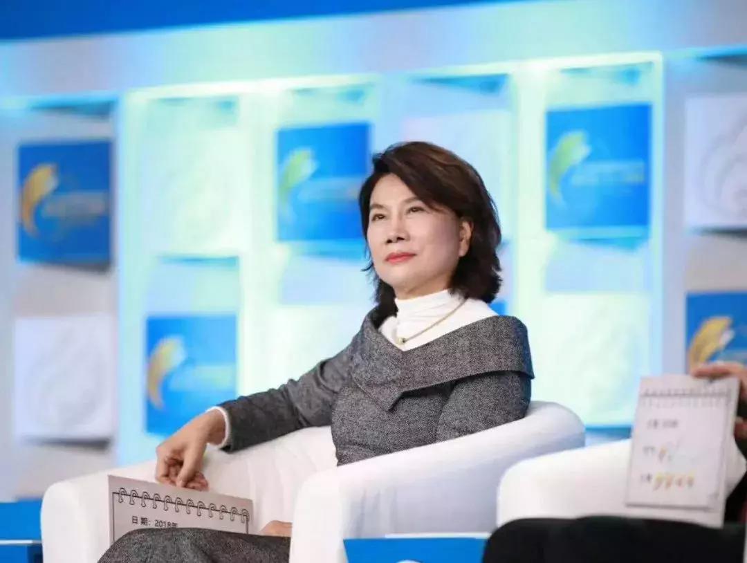 营销女王再出新招,这次的董小姐走的更亲民