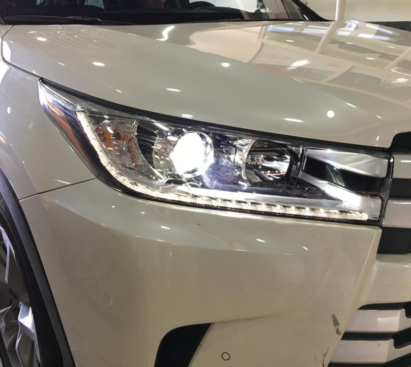 汉兰达换led车灯,成都丰田汉兰达改车灯