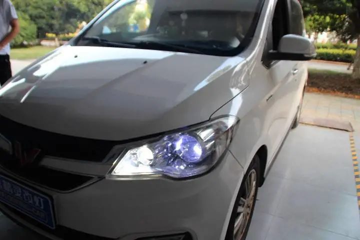 led大灯改装合法吗,led大灯改激光大灯线路受得了吗