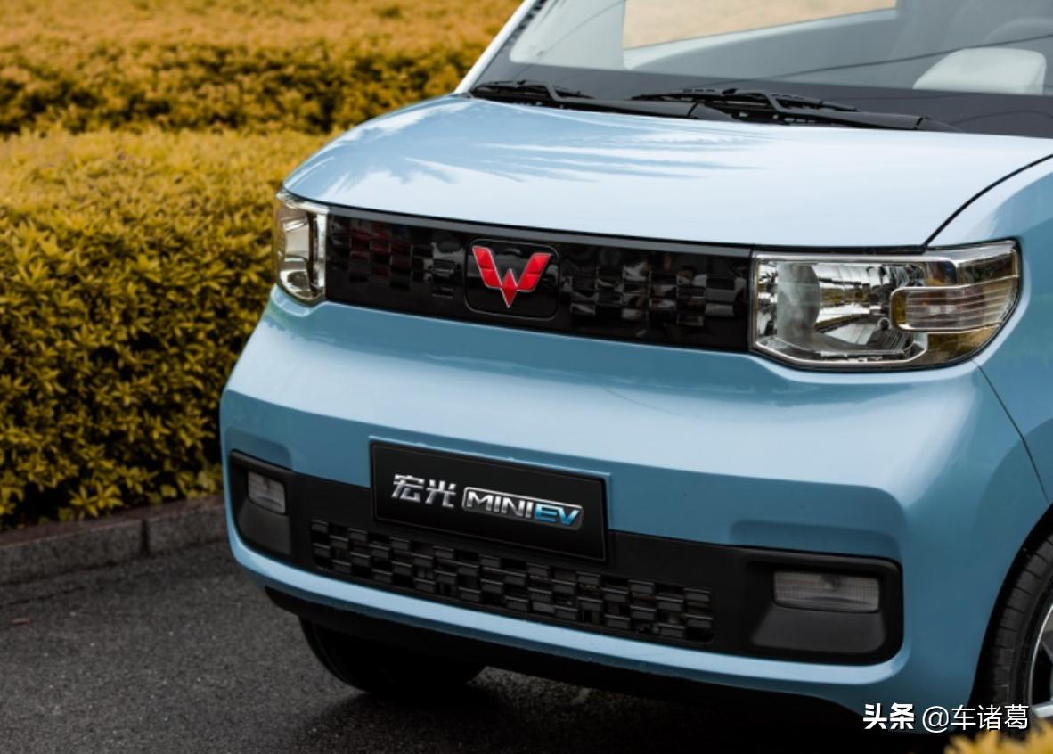 上市两个月狂甩3万多台，五菱“老头乐”为何会如此畅销？