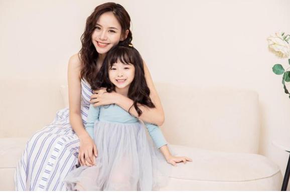 女儿太漂亮爸爸会不会心动,女儿长得太漂亮爸爸担心