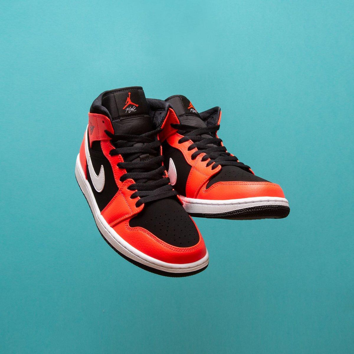 aj1价格不一样是因为配色吗,aj1价格为什么不一样