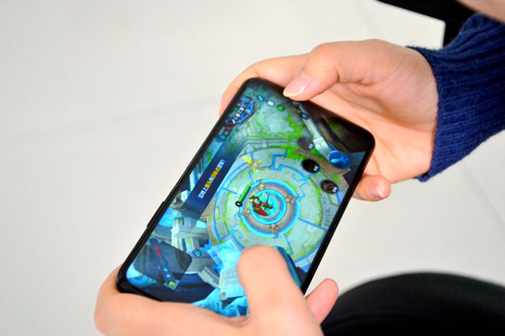 荣耀宣布发布1000元以下的5g手机,5g手机芯片市场上演五强争霸