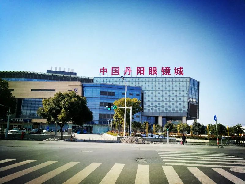 镜片成本及利润,毛利率超过80%