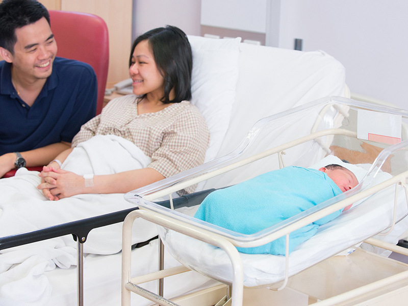 剖腹产后冲洗恶露用什么水,产后有恶露能温水坐浴吗