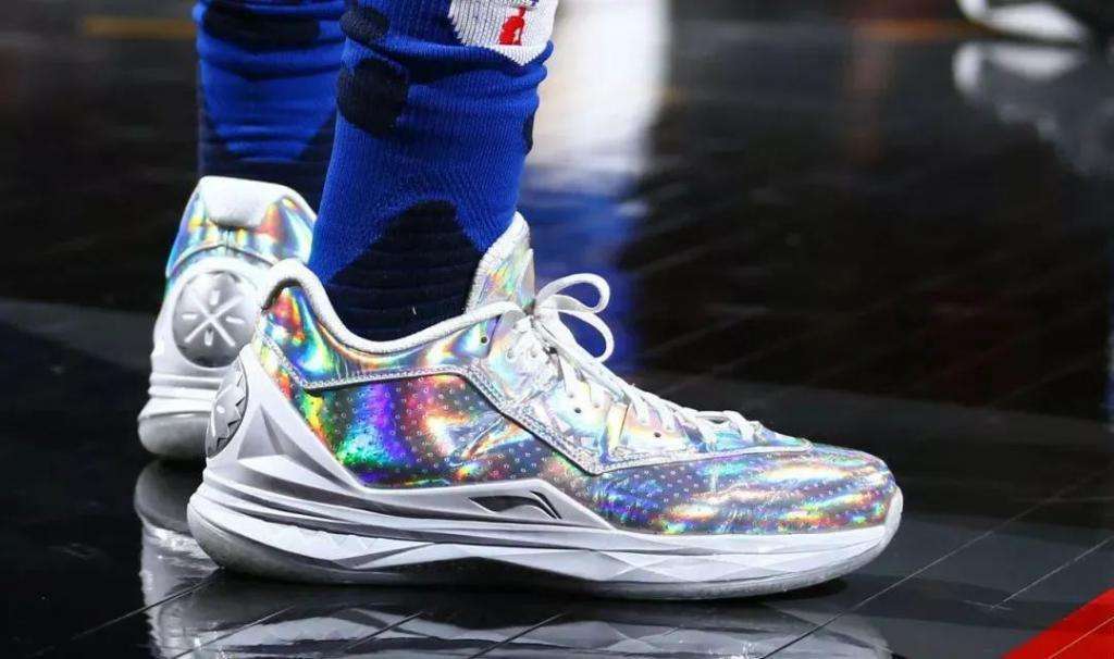 韦德之道10低帮wow耐磨,李宁韦德之道10wow实战