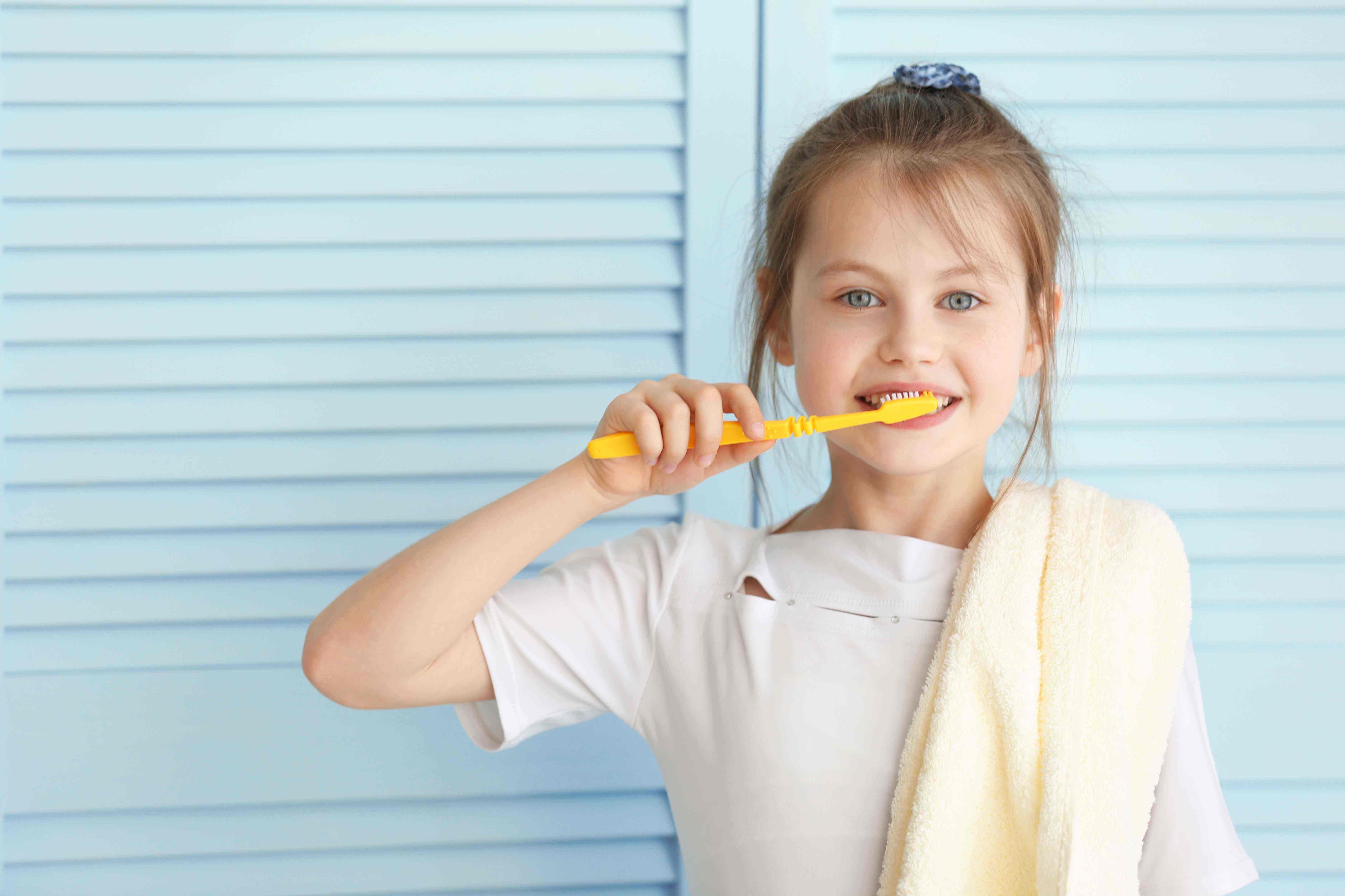 宝宝长牙后怎么护理,宝宝牙齿开始长蛀牙怎么预防