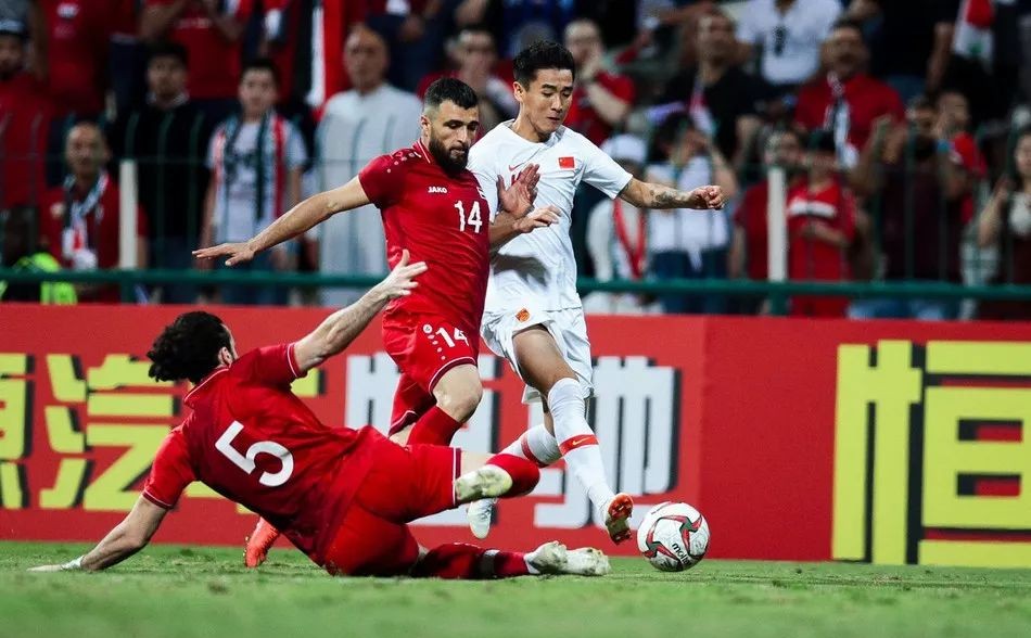 中国男足屡战屡败的原因分析,细节分析男足惨败原因