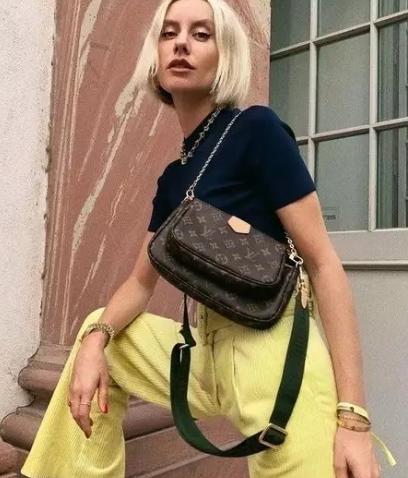 2020年流行什么包包女款,最百搭不过时的包包款式