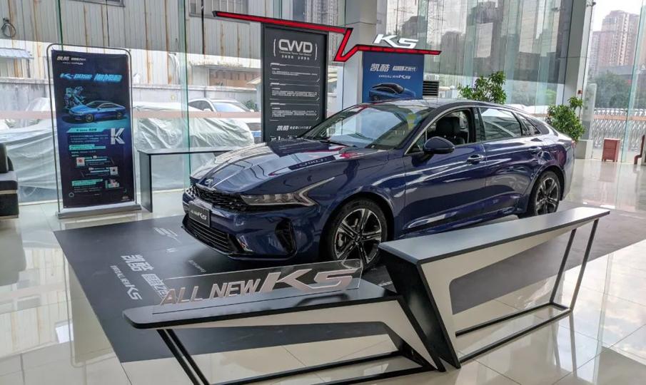 新款起亚k5值得买吗,起亚新款k5卖试驾车