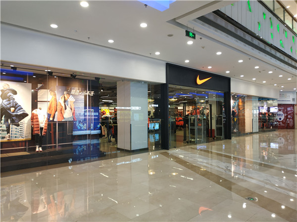 晋江耐克阿迪折扣店,耐克阿迪折扣店的进货渠道在哪儿