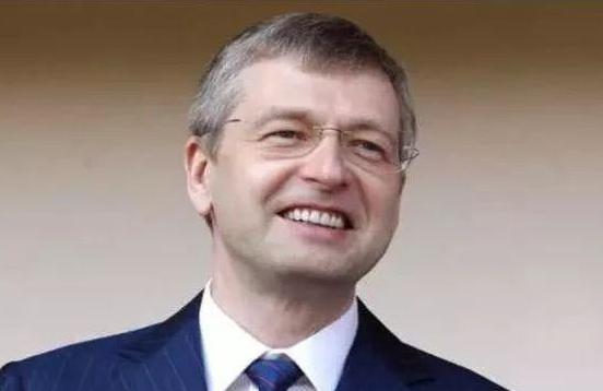 8万买破画却拍出30亿!多方质疑仿作,专家:放大后露出破绽