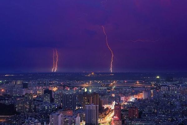 美丽椰城海口夜景,品味海口的韵味感受椰城的魅力