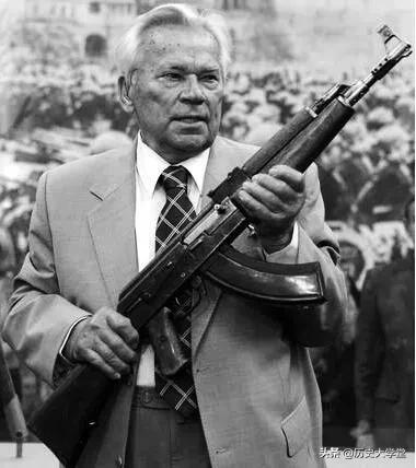 ak47自动步枪是步枪之王吗,一代枪王ak47的诞生