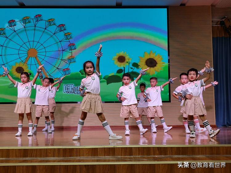 童心向党放飞梦想幼儿园美篇,童心向党幼儿园大班毕业典礼方案