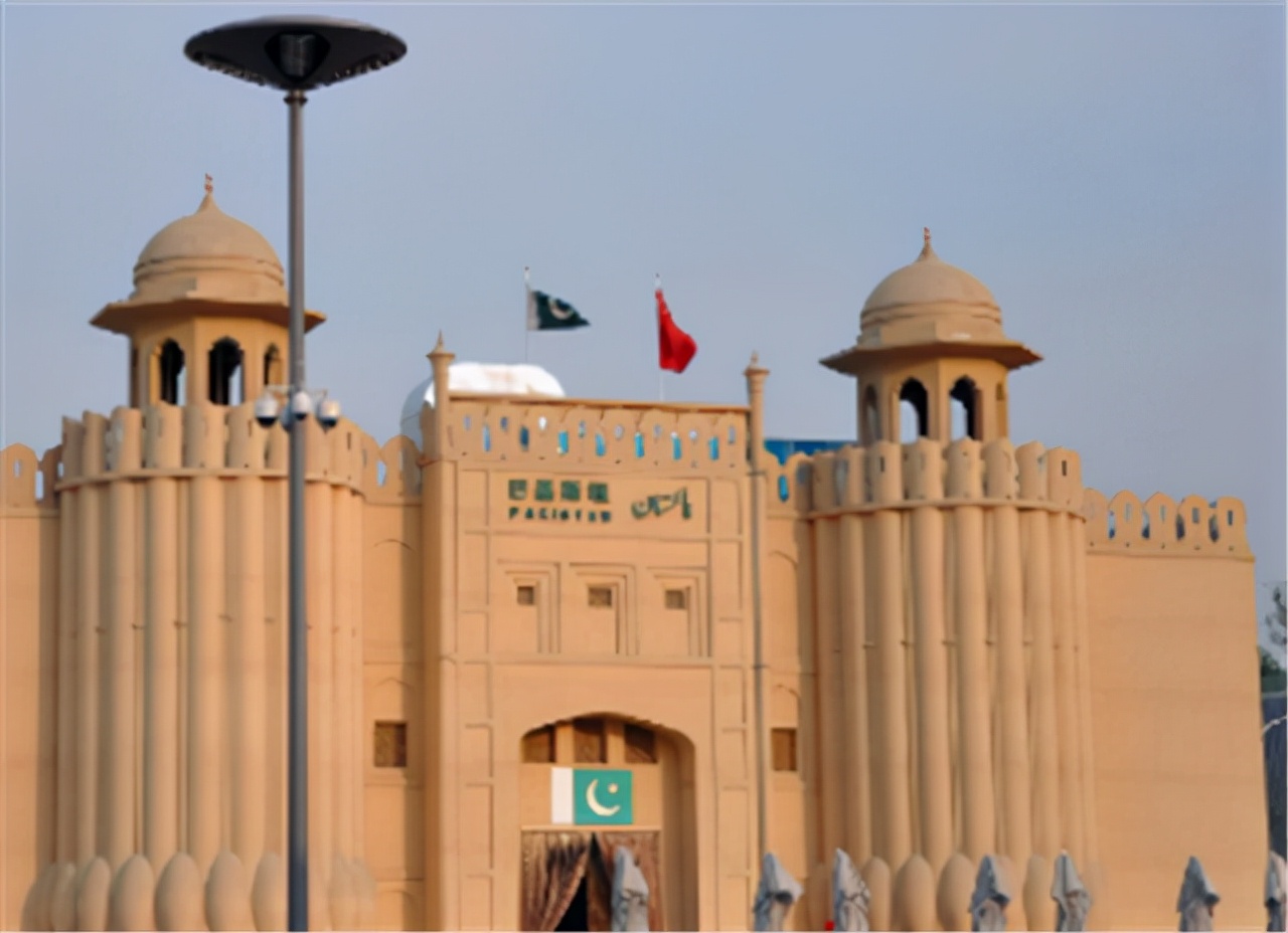 毛主席逝世对国际的影响：金日成亲自前往中国驻朝鲜大使馆吊唁