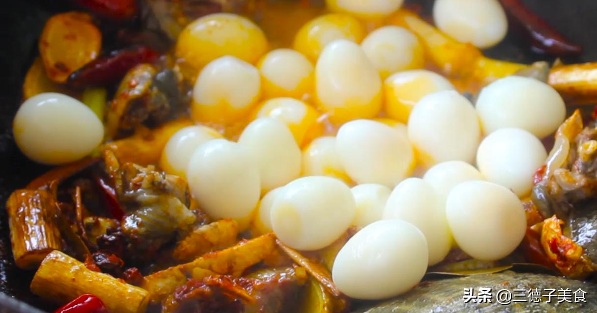 甲鱼炖鹌鹑蛋吃了有什么好处,红烧甲鱼炖鹌鹑蛋的家常做法