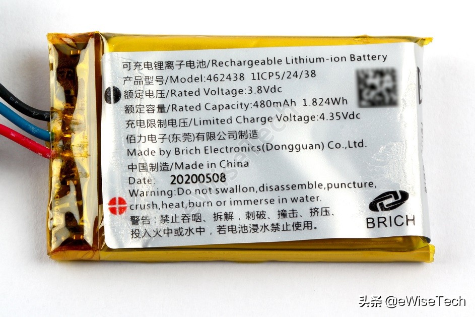 据说有OPPOW51耳机有三个麦克风，它们都是干嘛用的？