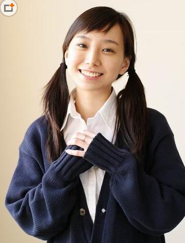 还记得当年的紫日吗,靳东拍了几次吻戏