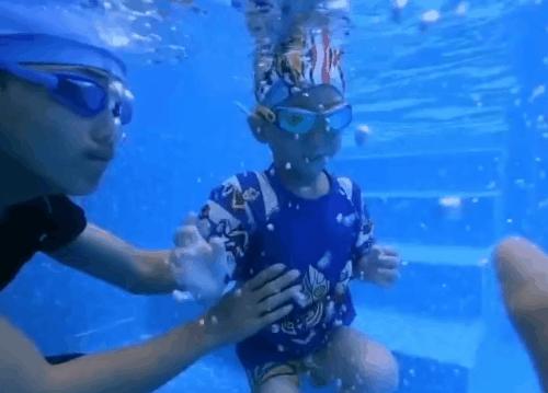 温州龙格亲子游泳中心最新消息,温州儿童游泳乐园