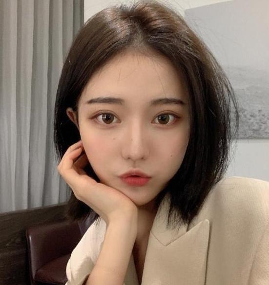 项思醒眼部整容史,项思醒整容了吗