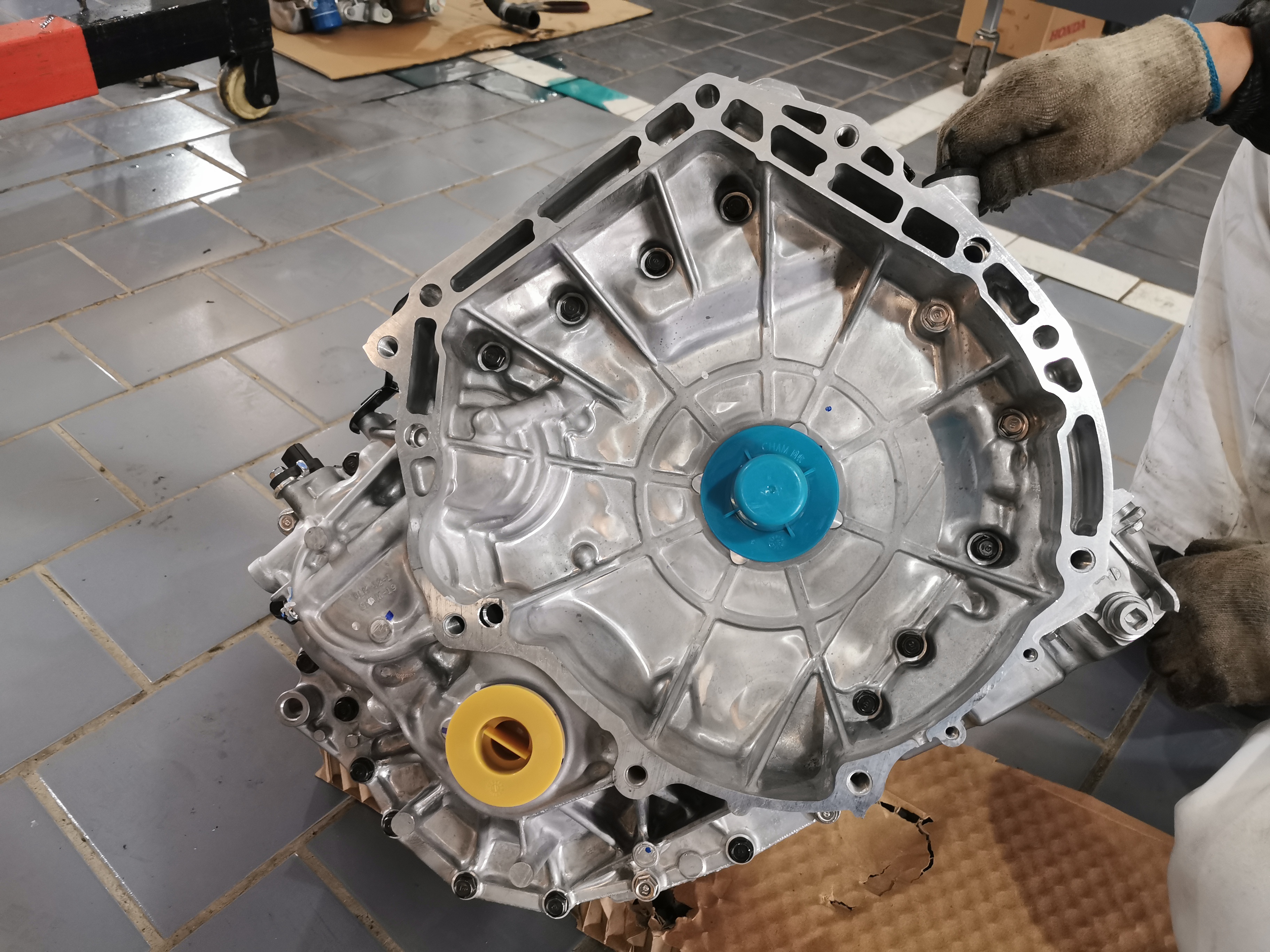 本田crv17款油耗是多少,本田crv的cvt变速箱1700转顿挫感