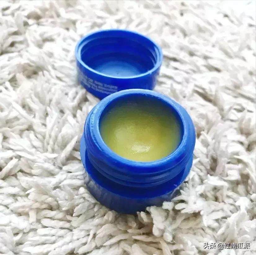 唇干起皮推荐什么润唇膏,什么唇膏让嘴唇变红润