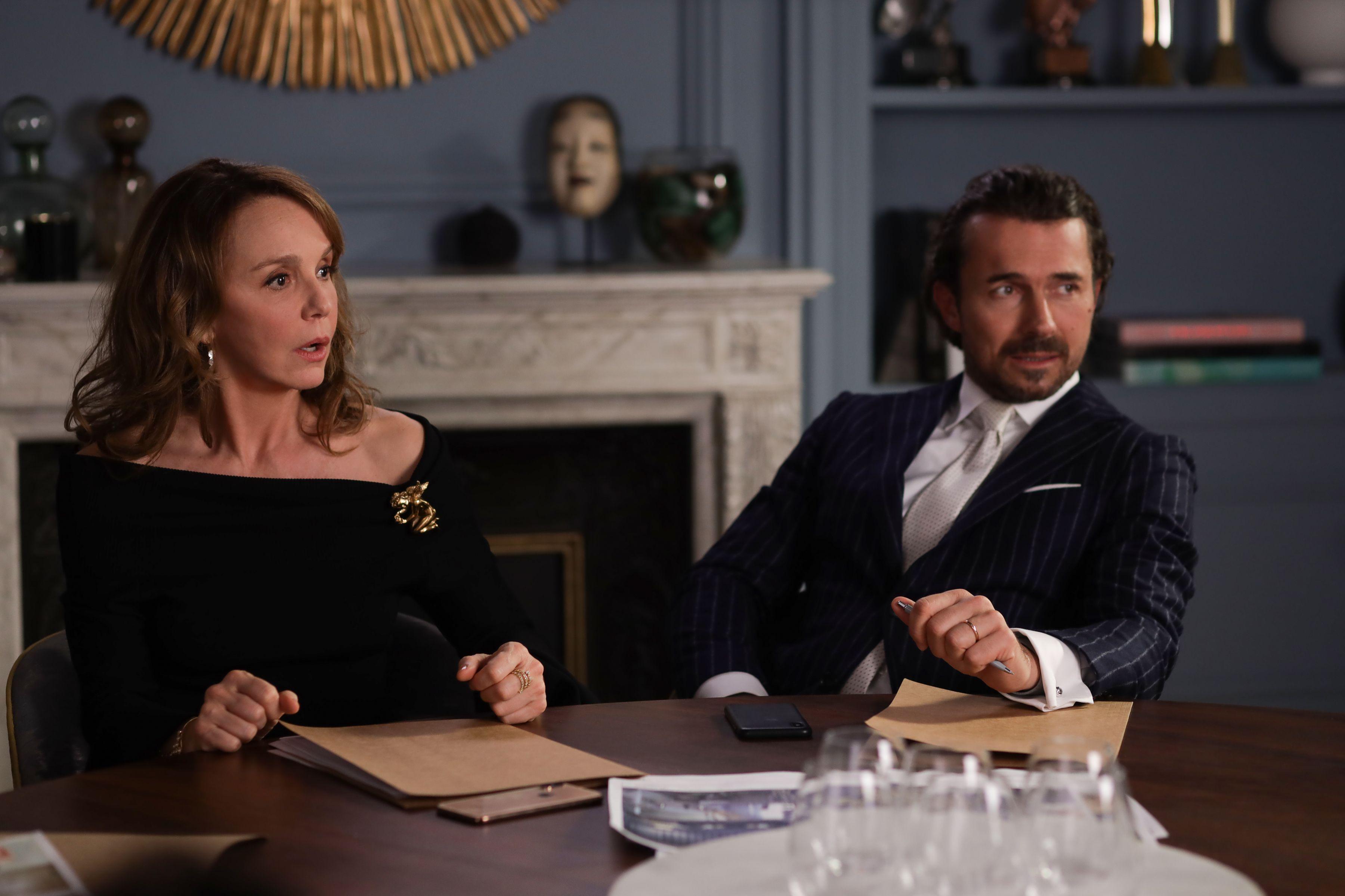 艾米丽被嫌弃,艾米丽在巴黎吐槽法国人