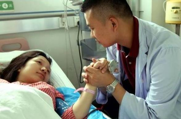 产妇分娩大声喊叫,顺产时大喊大叫正常吗