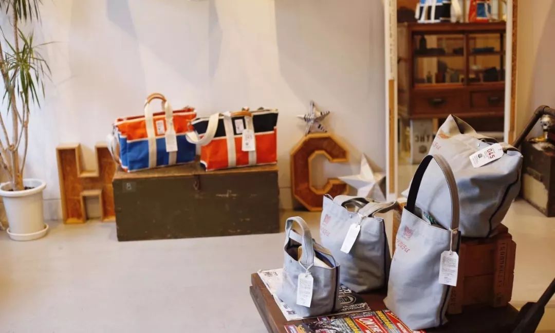 帆布防水包推荐小众高级感,不仅防水防油还美观大气