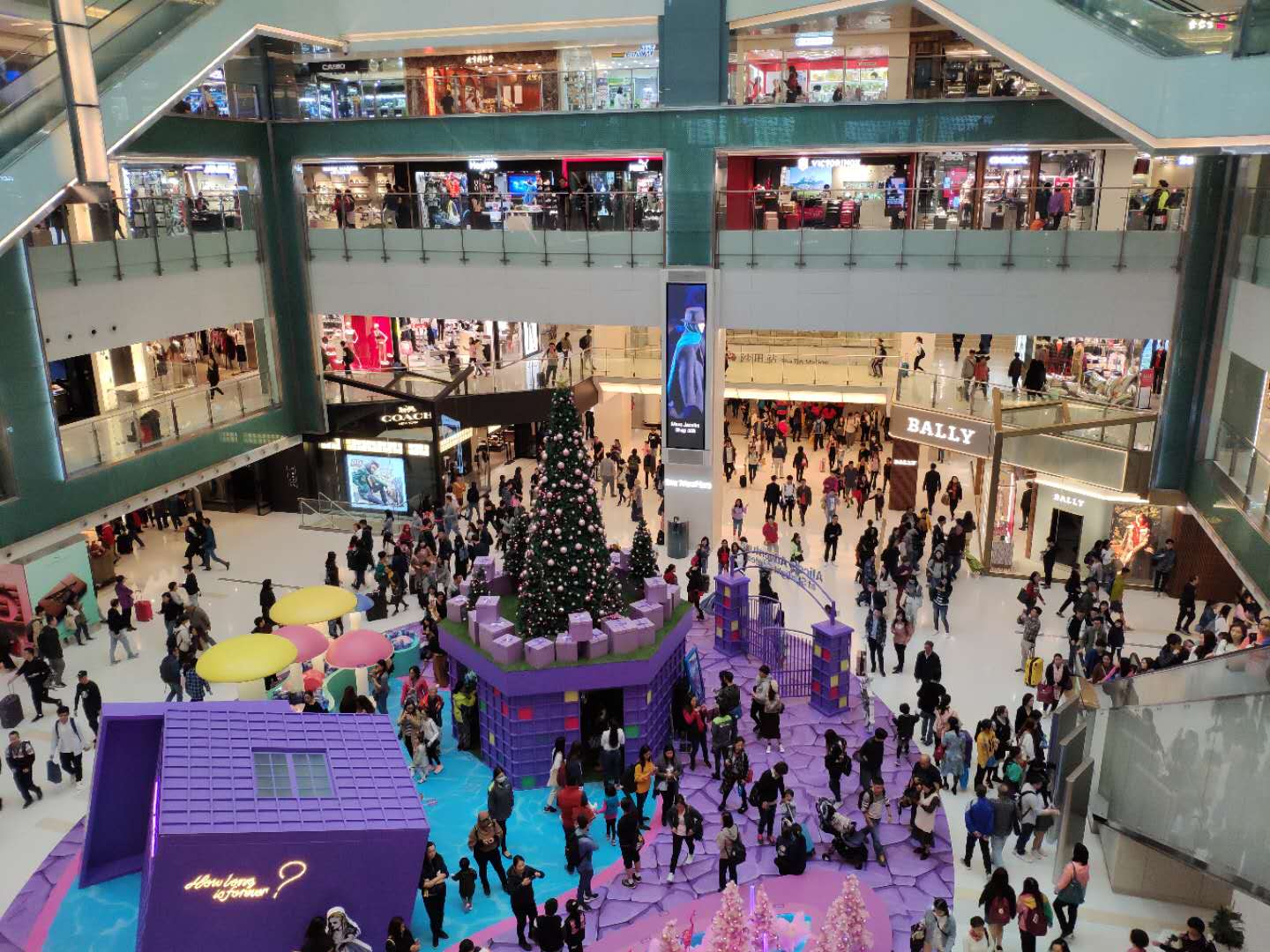 想去香港旅游最便捷的交通工具 (香港本地坐什么交通工具最省钱)