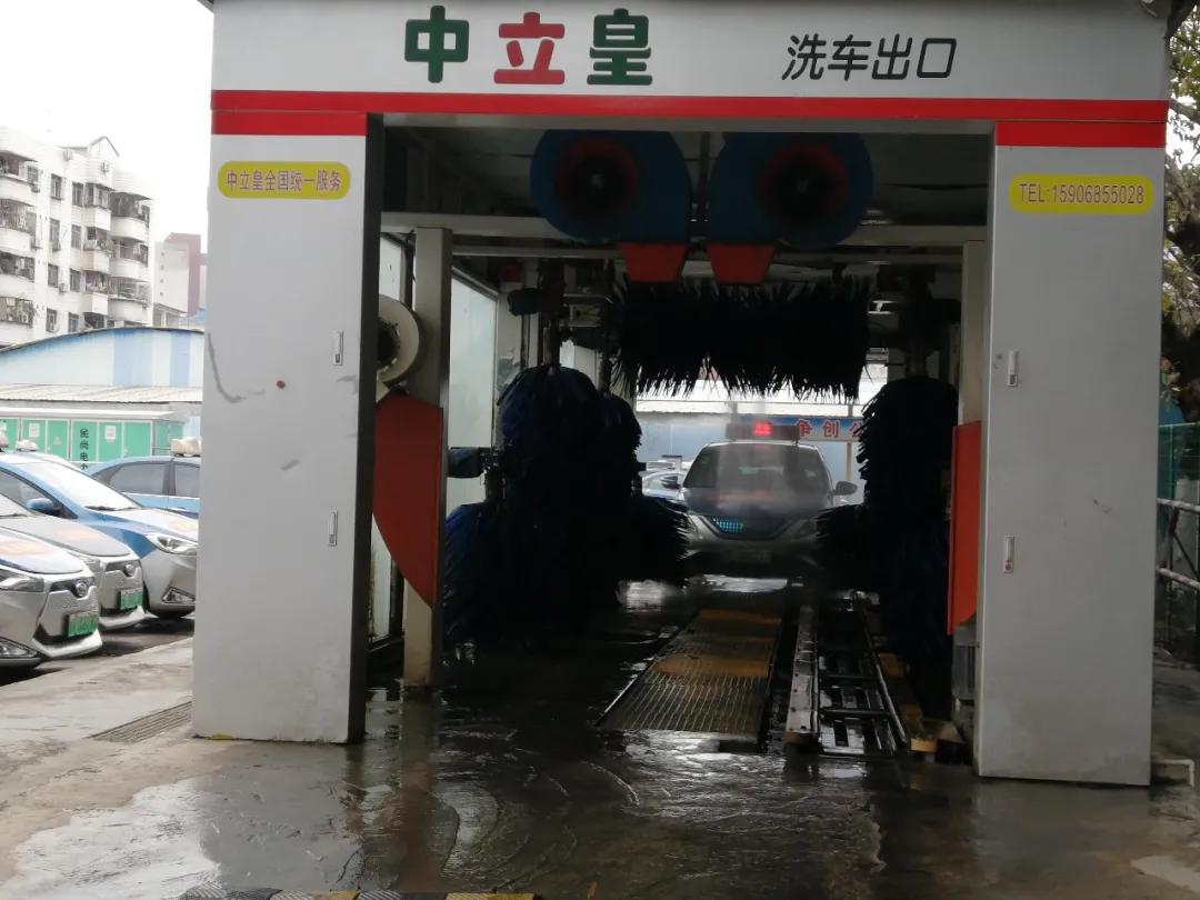 广西贵港夜班出租车司机招聘,贵港荷美出租车有限责任公司