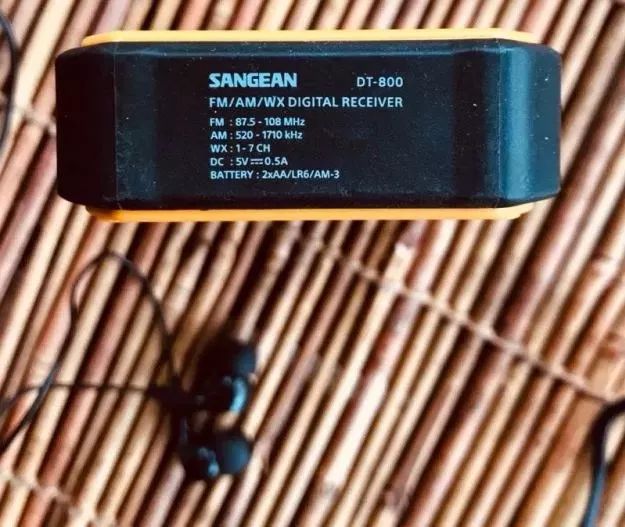 山进收音机dt800c值得购买吗,山进收音机最小一款及价格