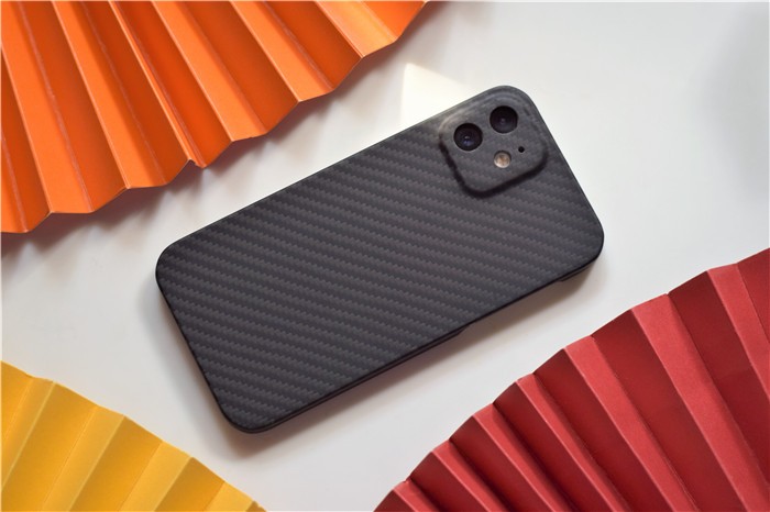 iphone13手机壳带镜头膜测评,iphone13皮革保护壳和硅胶测评